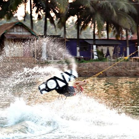 Wake Park Goa Hotel Arambol Eksteriør billede