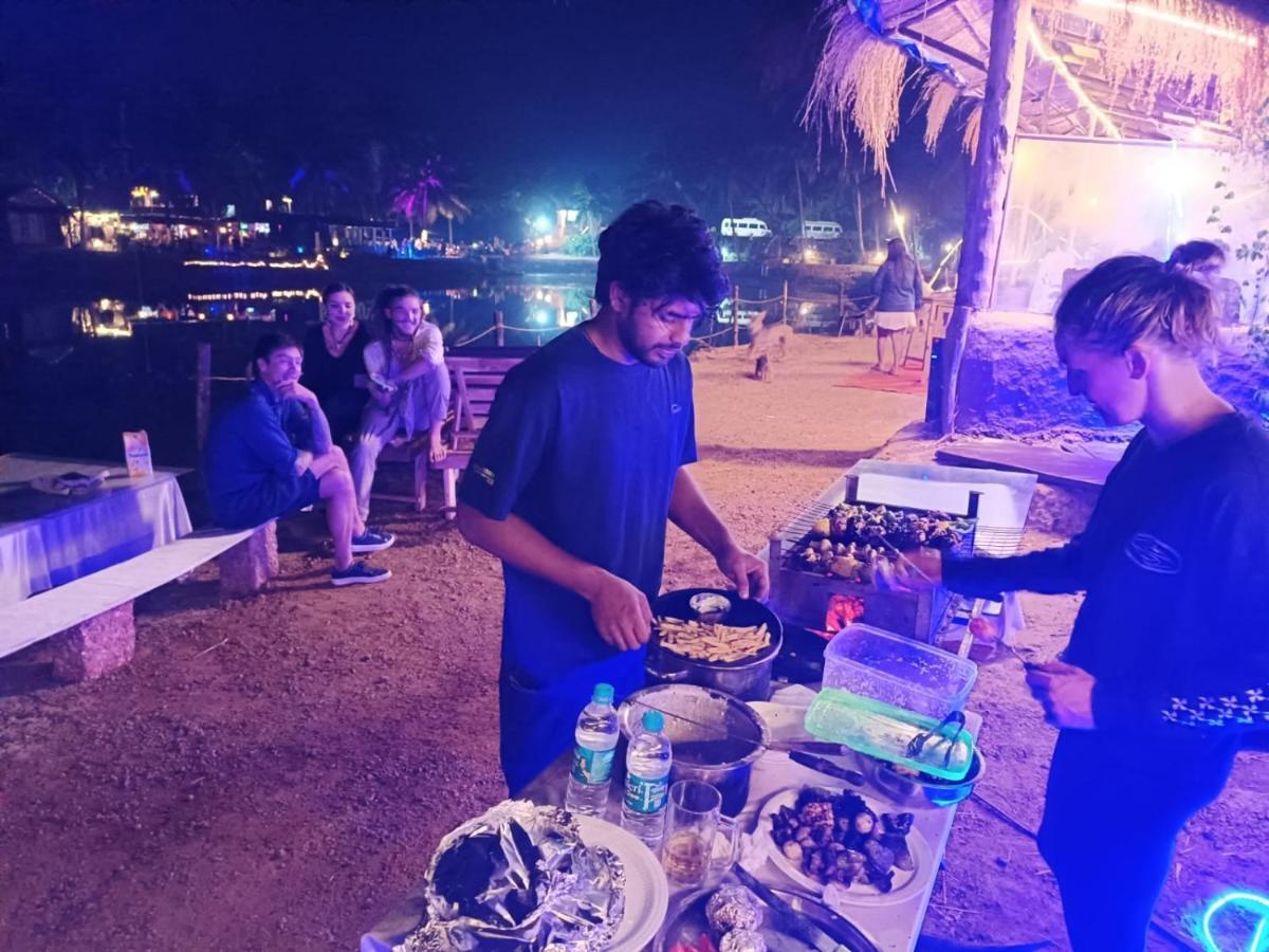 Wake Park Goa Hotel Arambol Eksteriør billede