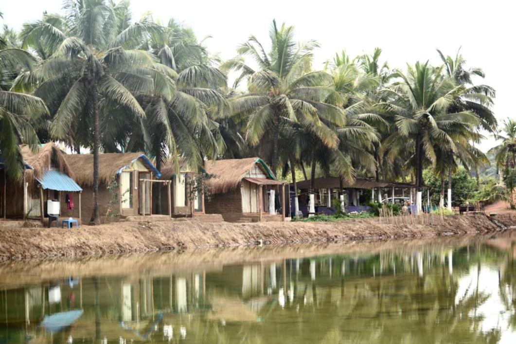 Wake Park Goa Hotel Arambol Eksteriør billede